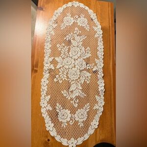 Heritage Lace, Victorian Rose Table Runner, 13x36”, Cream, Good Condition